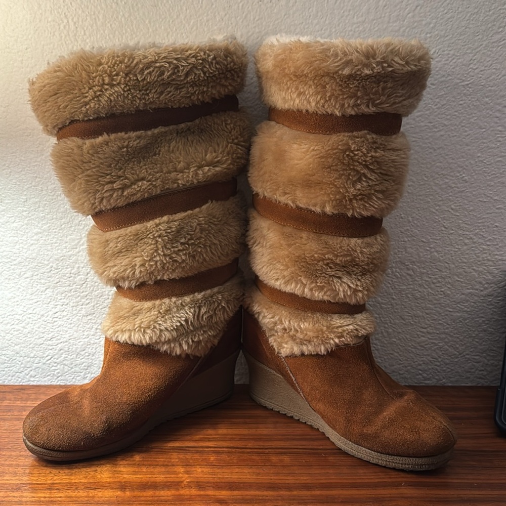Vintage Snowland boots